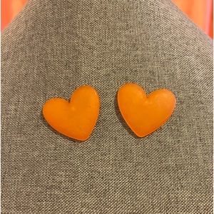 Heart shape stud earrings